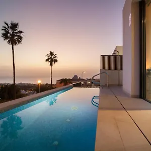  Villa 200m² New D With Private, Heated Pool And Amazing Ocean View.